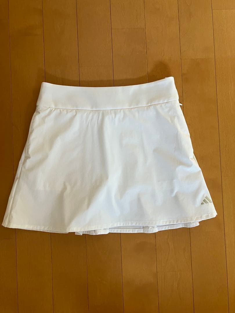 adidas ゴルフスカート ホワイト 新品タグ付き