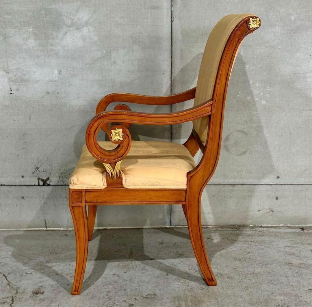 ✦優雅な曲線美✦ロココ調クラシックチェア　アームチェア　真鍮調装飾　ヴィンテージ