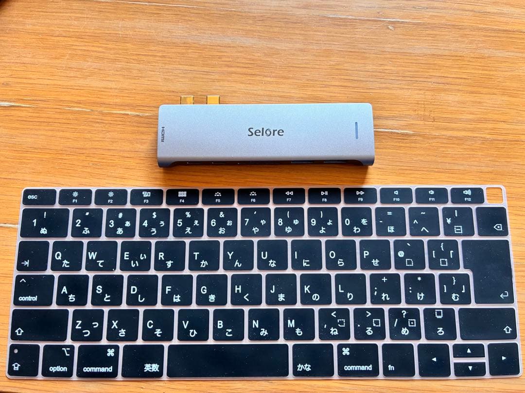 MacBook Air M1 2020 メモリ8GB SSD256 ハブ付