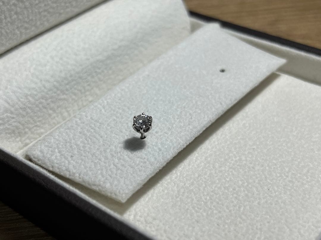 ア*ス様 ダイヤモンドピアス　JJA/AGL認定　Dカラー VS2 0.273c