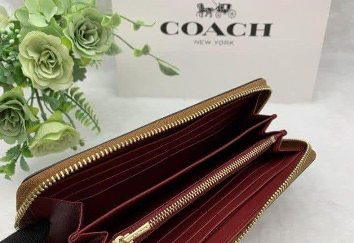 新品未使用コーチ長財布レインボーレディースメンズシグネチャー送料無料即日発送