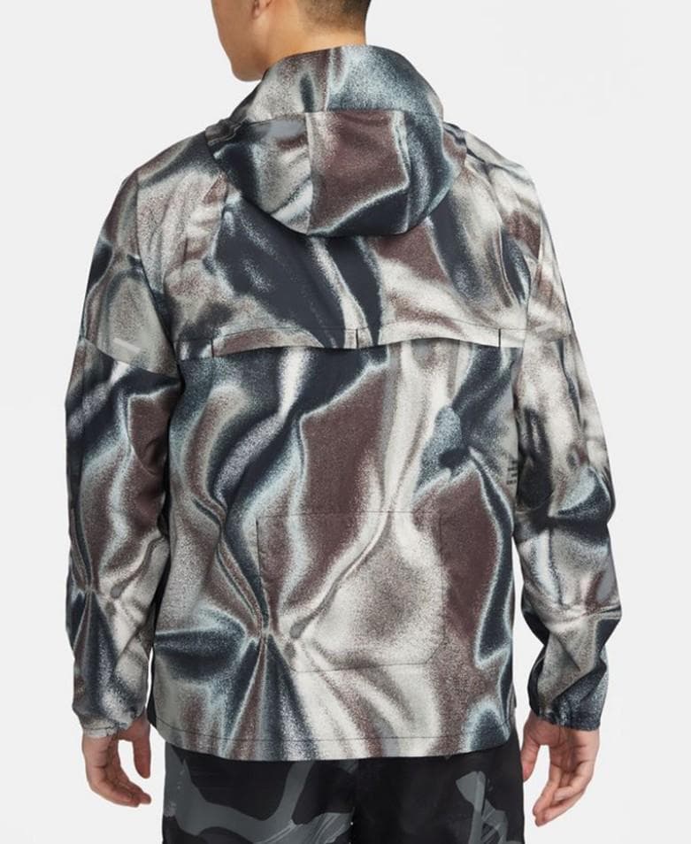 未使用◆NIKE/ナイキ◆撥水・軽量ウィンドブレーカー