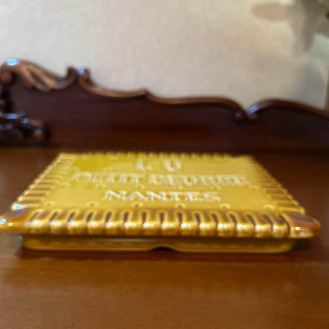 大幅お値下げ、LU PETIT-BEURRE ビスケット陶器プレート、美品！