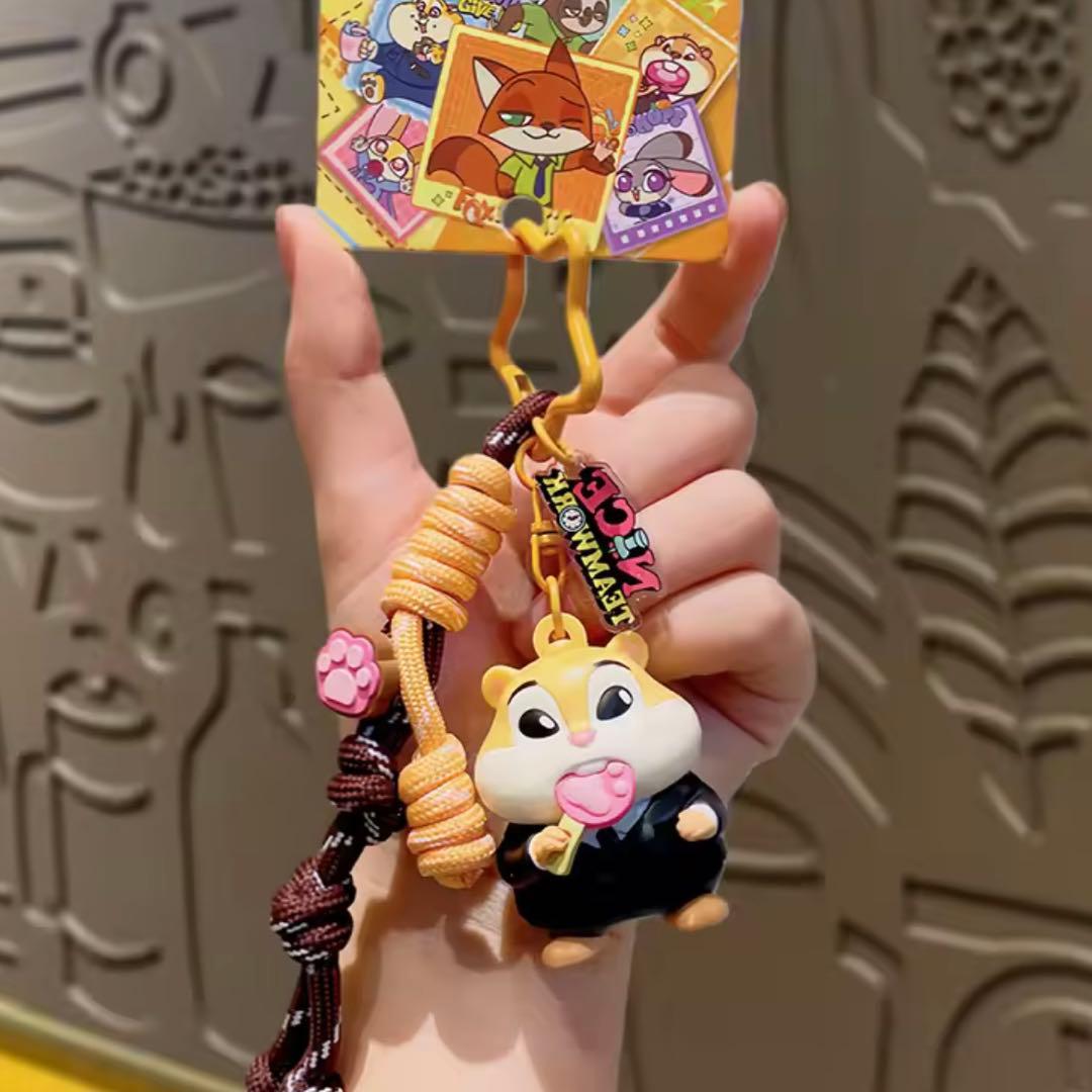 大人気❣️ディズニー ズートピア2 レミング かわいい キーホルダー ス