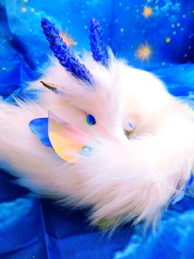 オーロラ妖精龍　幻獣　アートドール琉球蓄光ガラス　ハンドメイドぬいぐるみ　ケモノ 干支 辰年 白龍 竜 龍 幻獣 神龍 最強の風水 ドラゴン アートドール