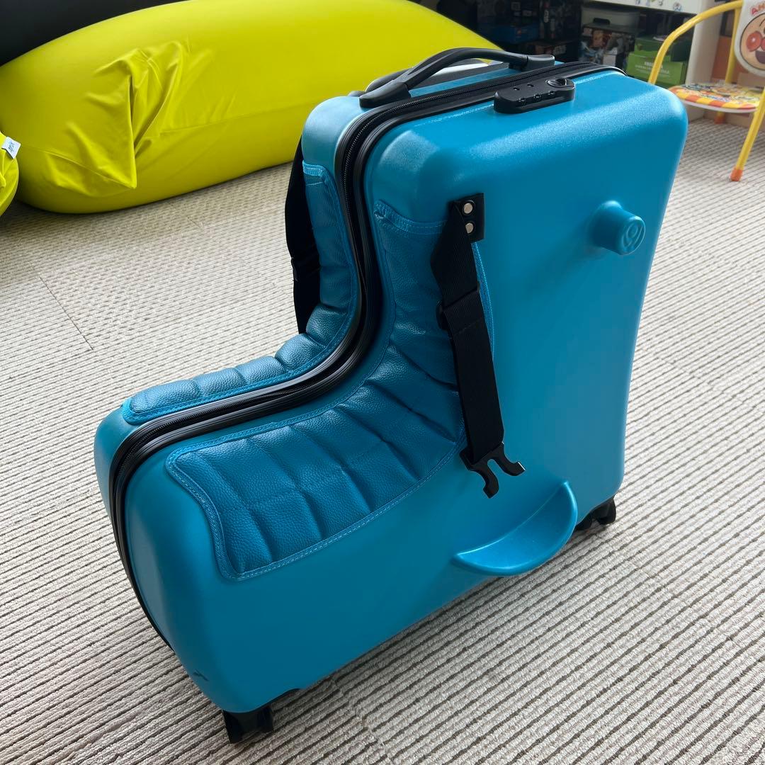 子供が乗れるキャリーケース