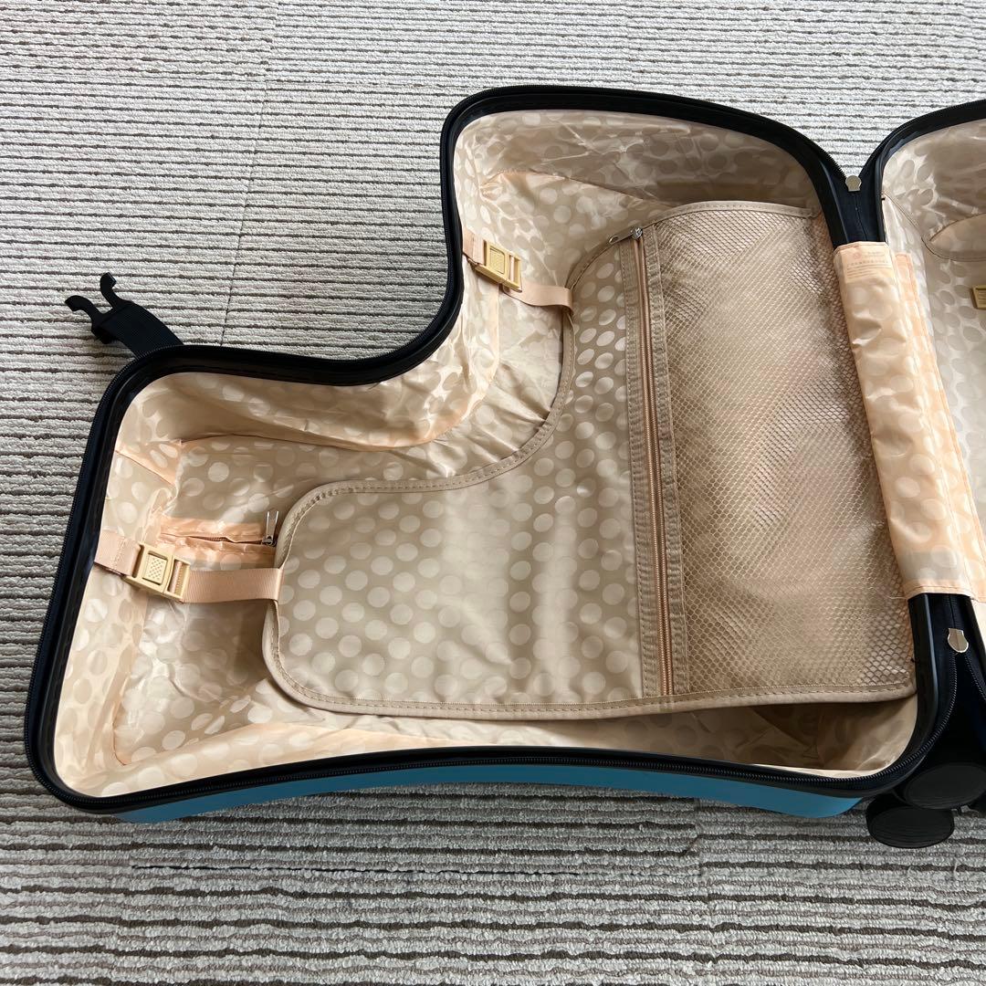 子供が乗れるキャリーケース