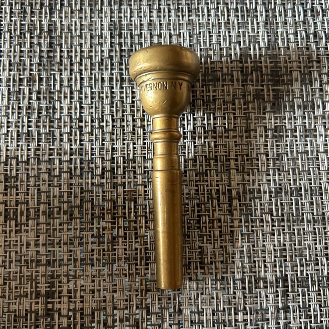 トランペットマウスピース バックマウントバーノン10 1/2D