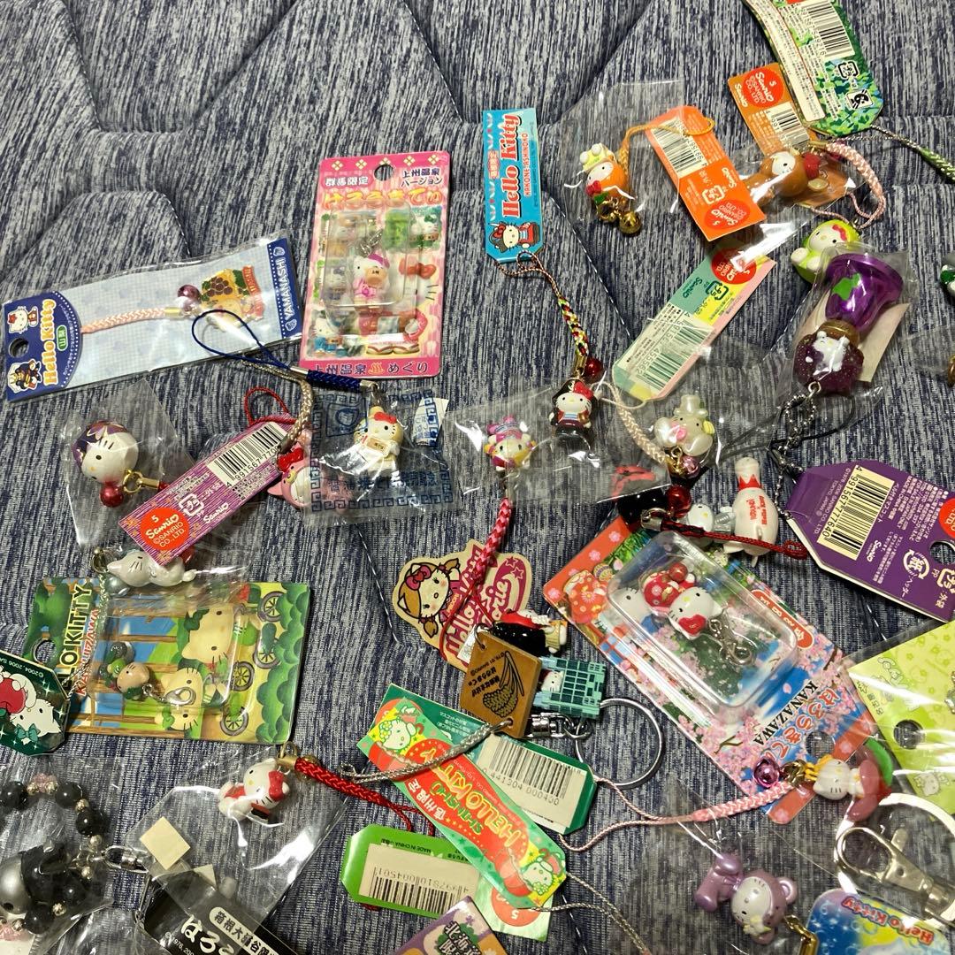 70点以上ご当地キティまとめ売り根付マスコットキーホルダーなど