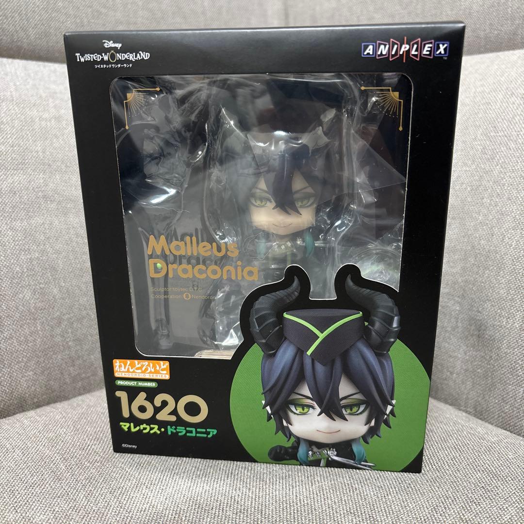 ツイステ ねんどろいど マレウス リリア シルバー セベク フィギュア