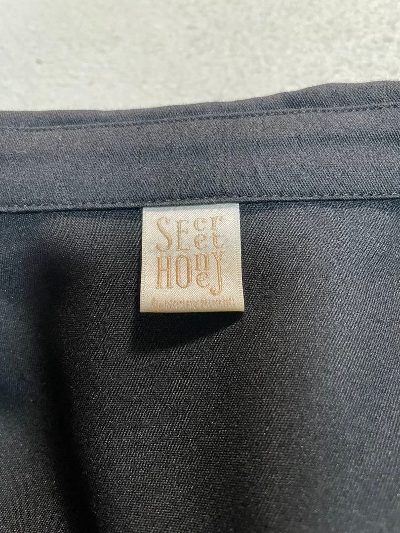 Secret Honey 袖レース切替ラッフルセットアップ　シーハニ　フリー
