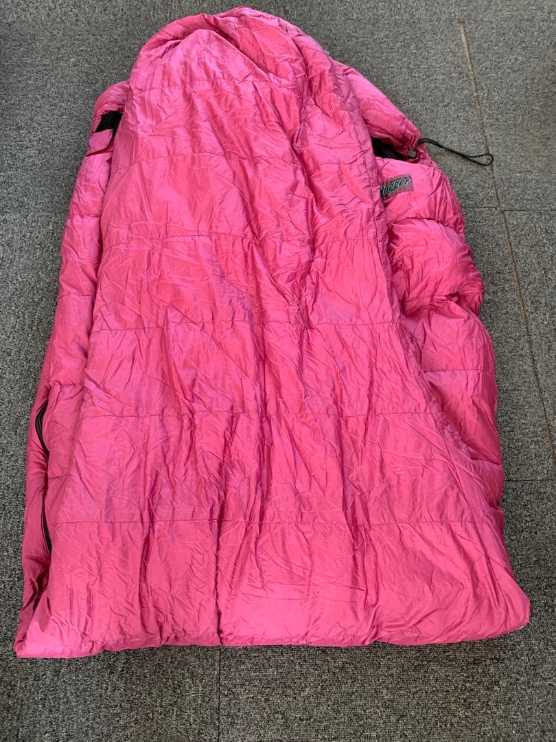 モンベル　シュラフ ダウンハガー#3 ワイン色