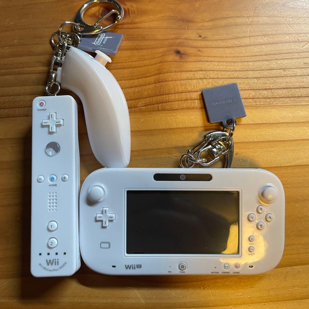 ニンテンドーミュージアム限定 キーホルダー WiiとWii Uセット - メルカリ