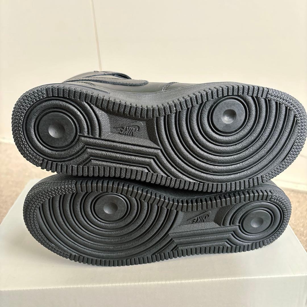 【たんたん】新品◎AIR FORCE 1 オールブラック23.0cm