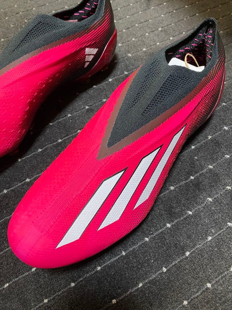 新品　アディダス　サッカースパイク　エックス 27.5cm FG