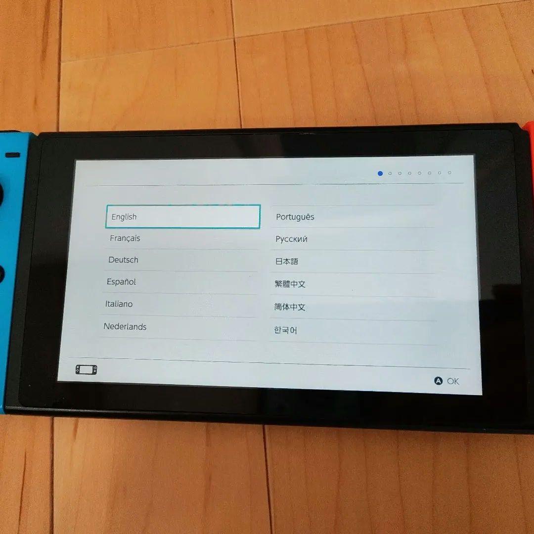 Nintendo Switch 本体 ケース付き ACアダプター無し