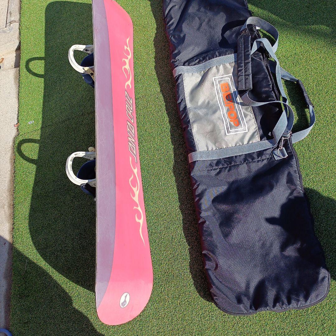 SANTA CRUZスノーボード ビンディングセットバッグ専用手袋付き153cm