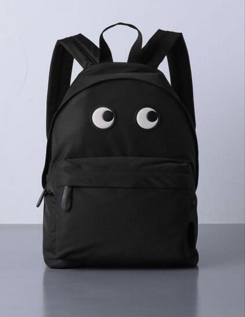 【12/30までの限定価格】未使用ANYA HINDMARCHアイズバックパック