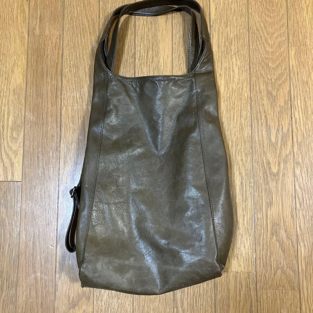 B.stuffアンナリュック　2way ショルダーバッグ　リュック　Ｌサイズ