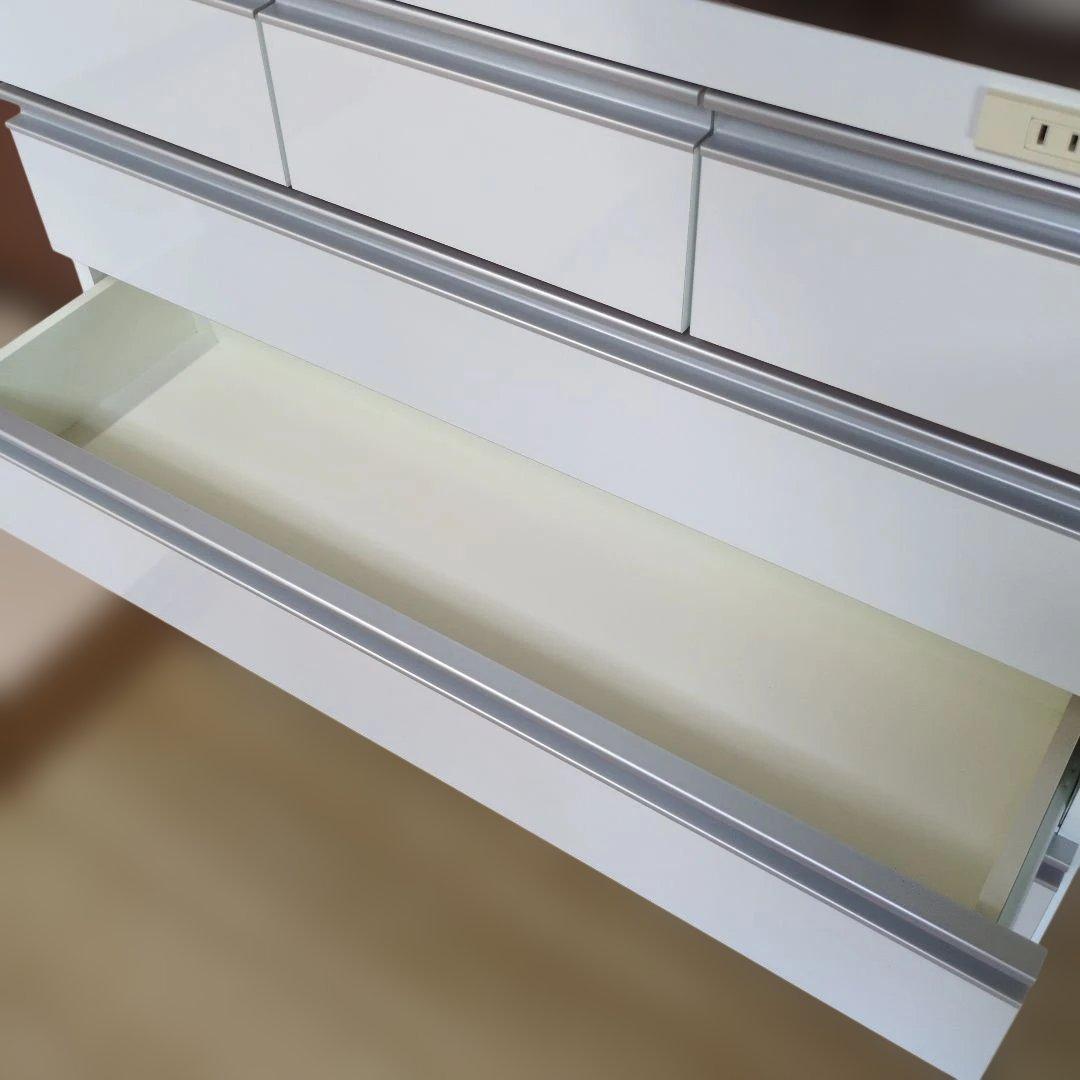 キッチンカウンター 薄型 天板ステンレス鏡面仕上げ