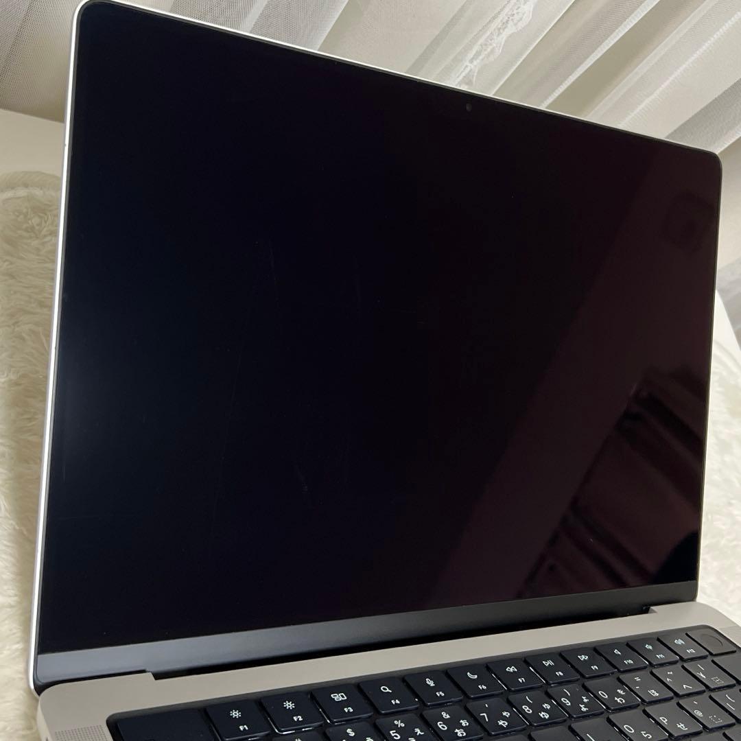 MacBook Pro M1 Pro 32GB/1TB 14インチ