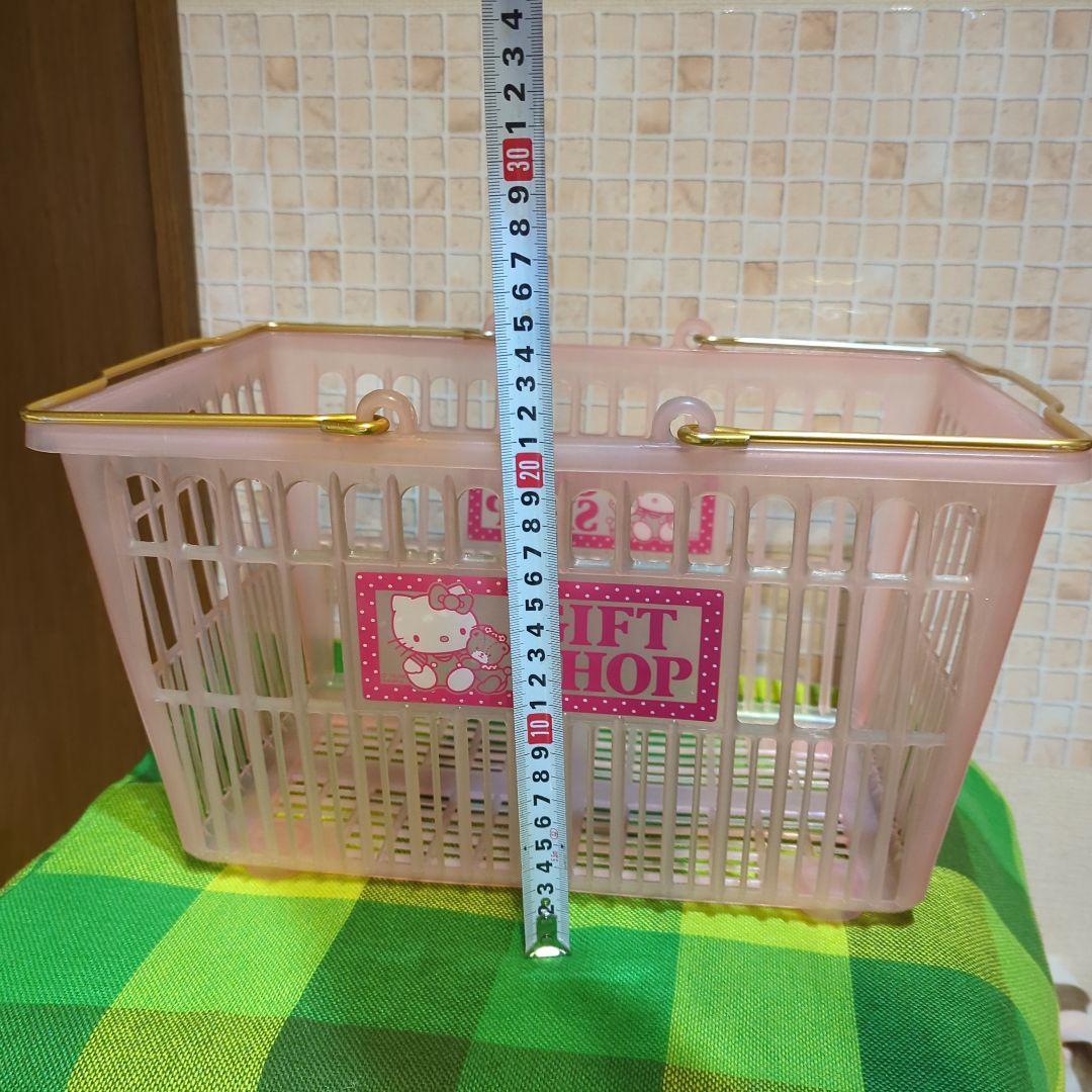 ハローキティ バスケット カゴ レトロ　GIFT　SHOP　©️76;86