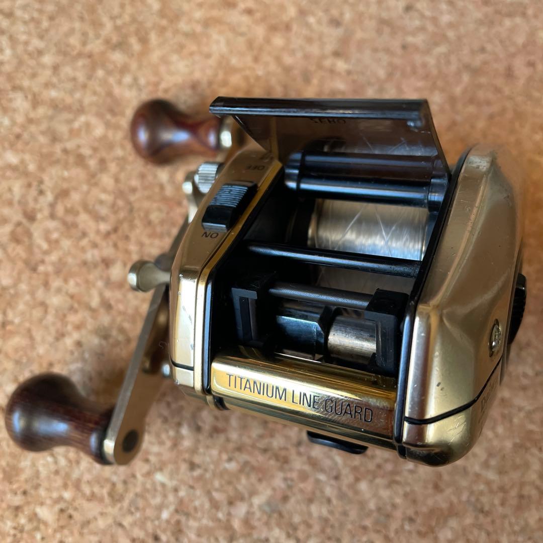 オールドダイワ　ファントムトーナメントSS-10 ベイトリール