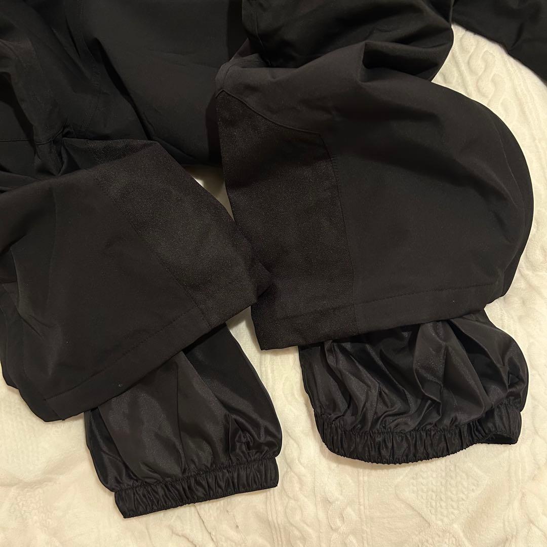 新品　未使用　メンズ　スキー（スノボ）ウェア　つなぎ　Ｍサイズ　大きめ　タグなし