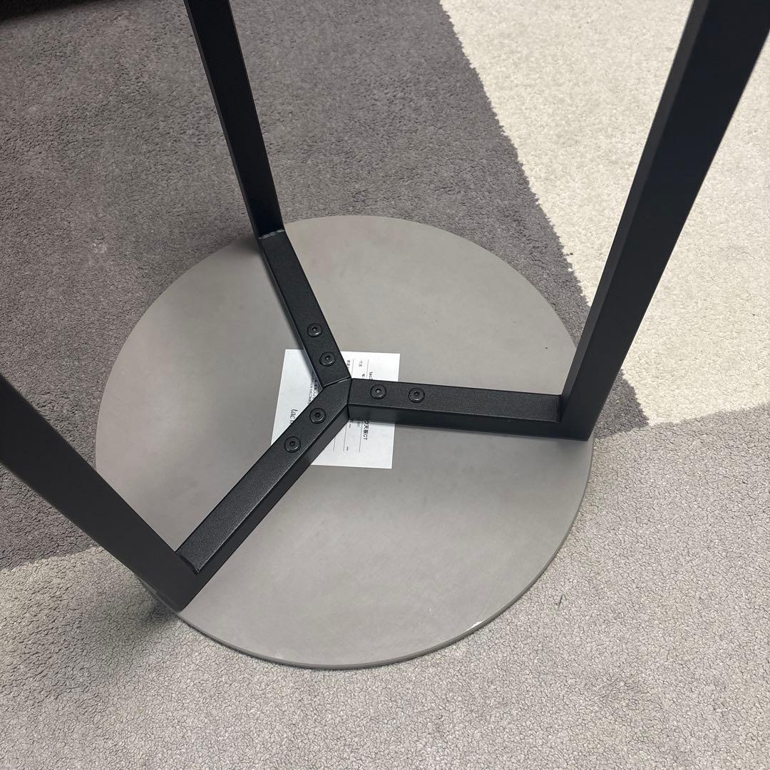 グレー 円形 人工大理石テーブル