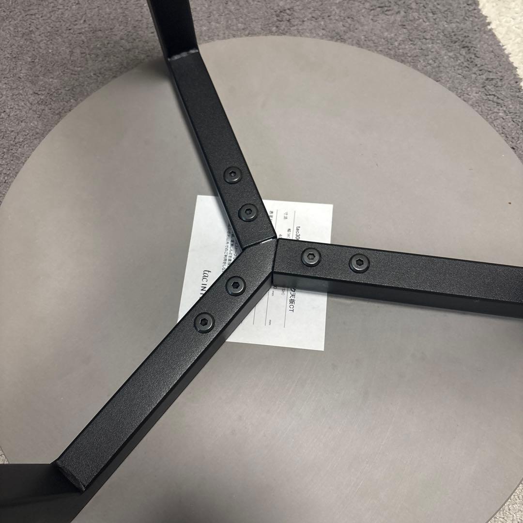 グレー 円形 人工大理石テーブル