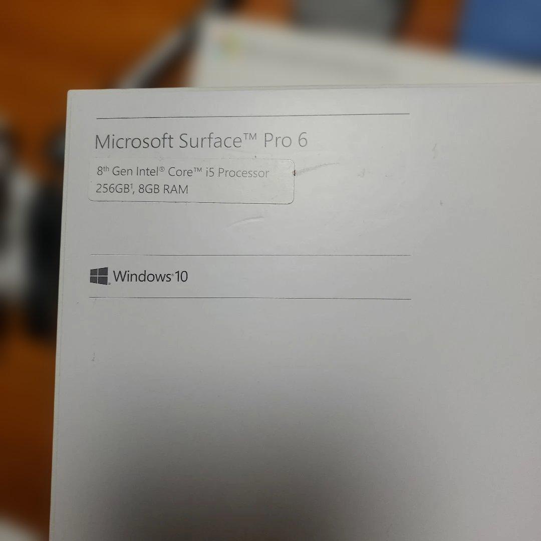 Microsoft Surface Pro 6 本体　タッチペンつき