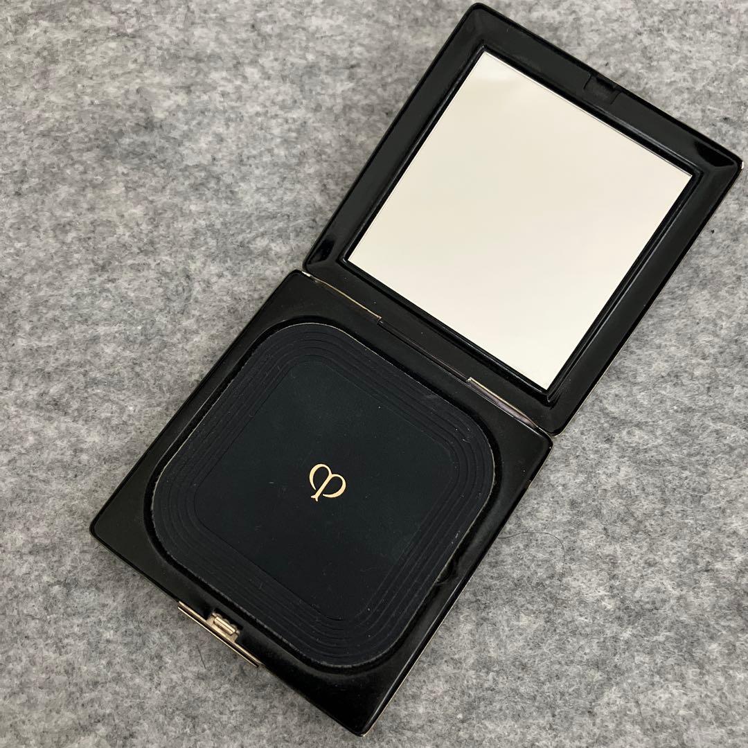 クレドポーボーテ　プードルコンパクトエサンシエルn エレガントスリム