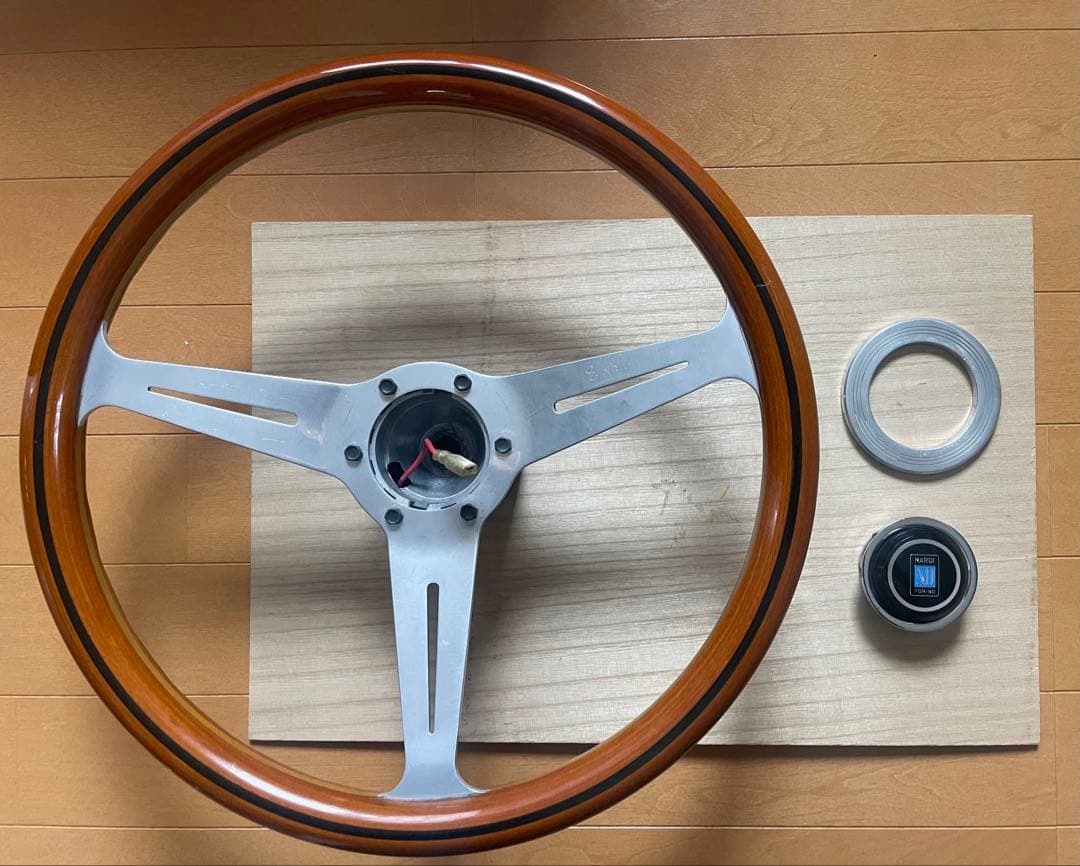 ナルディ　ステアリング　ウッドビンテージ　370mm (当時物) 美品