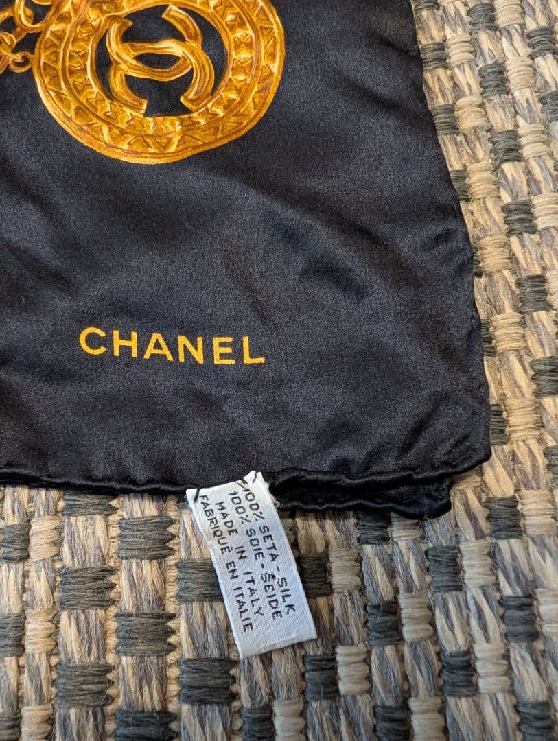 ◆訳あり◆CHANEL デザイン スカーフ大判シルク正方形レア年代物