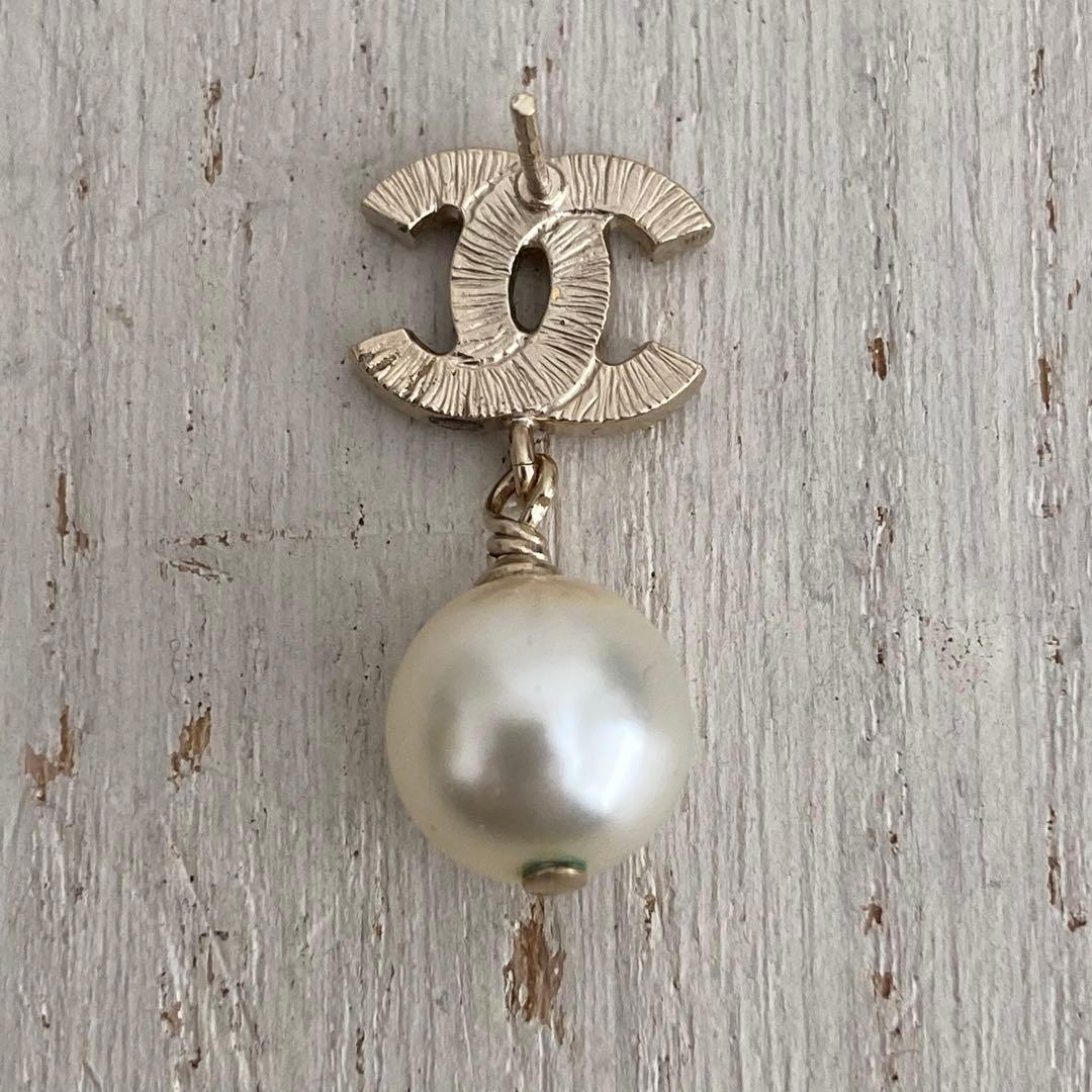 CHANELシャネル ピアス フェイクパール 片方のみ