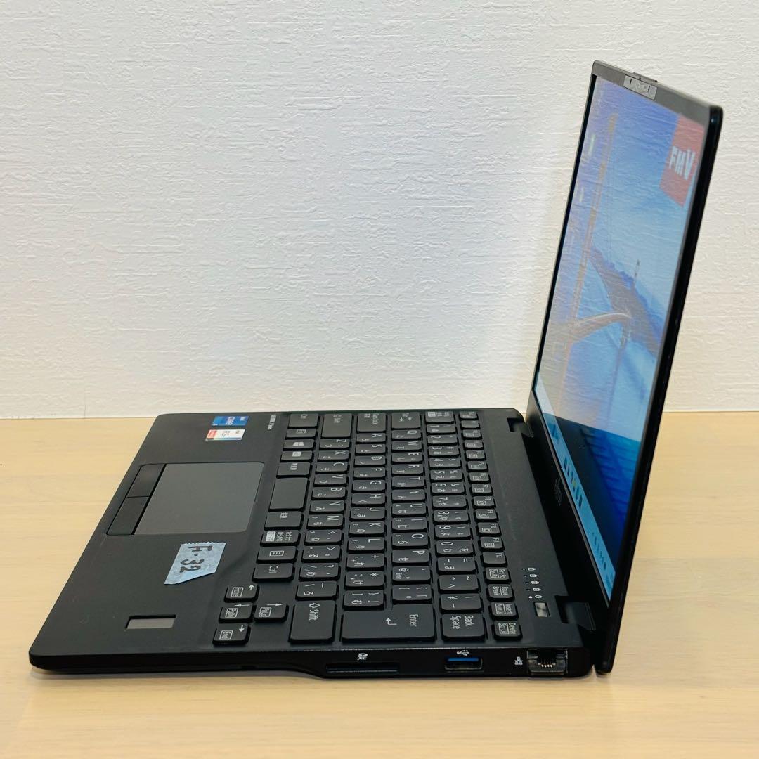 富士通 2021年 第11世代 i5 SSD 256GB オフィス付き F32