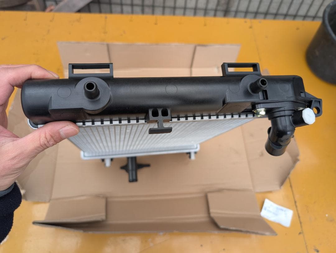 ラジエーター ムーブMT 品番 PL072135