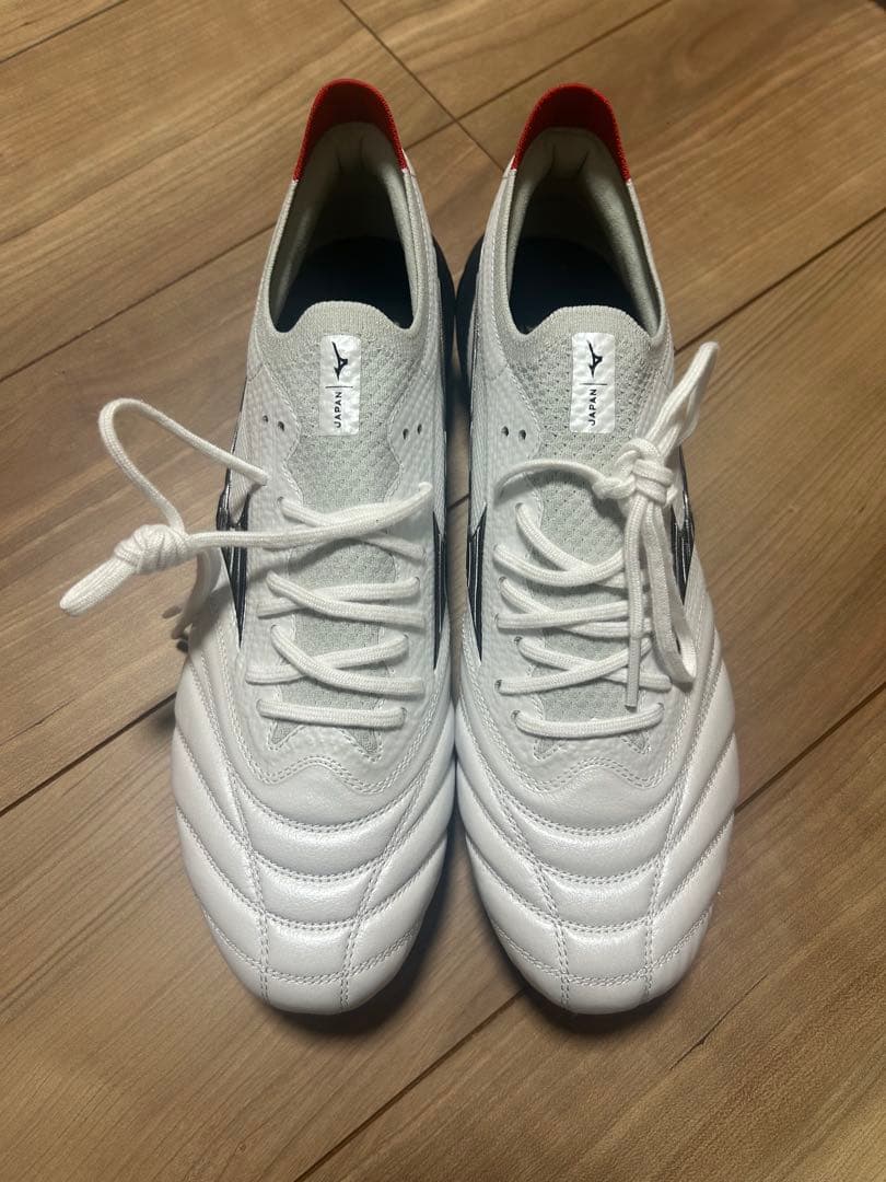 売り切り希望　モレリアネオ4 ベータジャパン　27.0cm