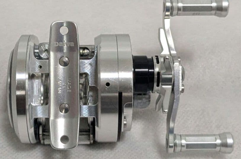 霧*雨様 ⭐激レア⭐Megabass×DAIWA MONOBLOCK 100XR - メルカリ