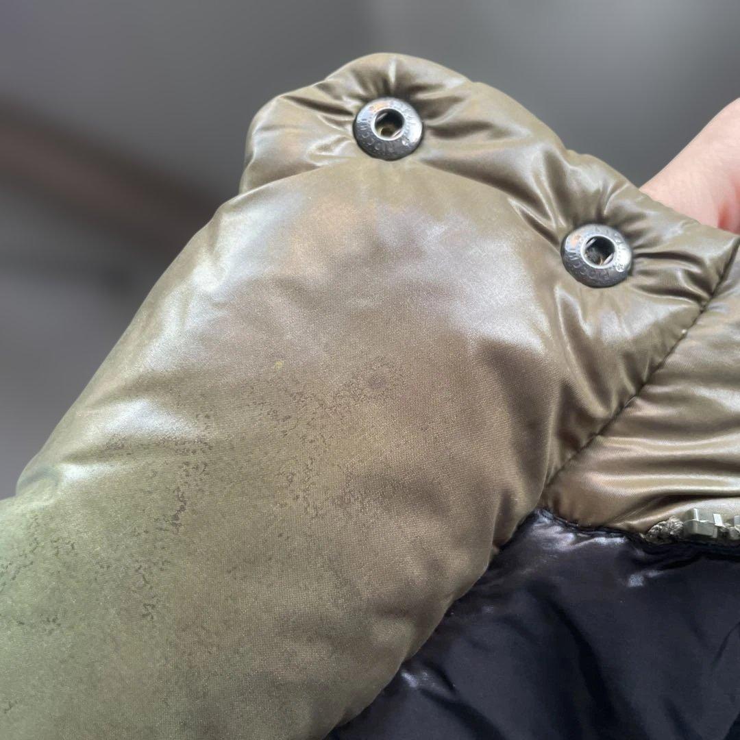 MONCLER ダウンジャケット