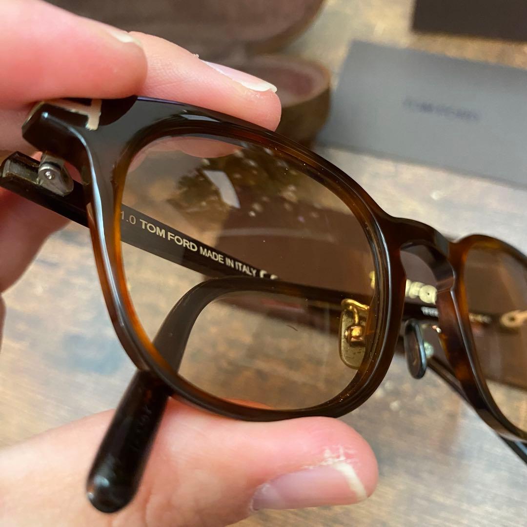 ぬ*〜様 トムフォード　サングラス　ウェリントン　ベッコウ柄　TOM FORD