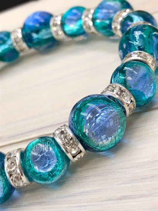 ホタルガラスのブレスレット（アクアブルー）