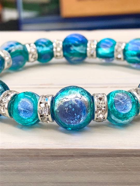 ホタルガラスのブレスレット（アクアブルー）