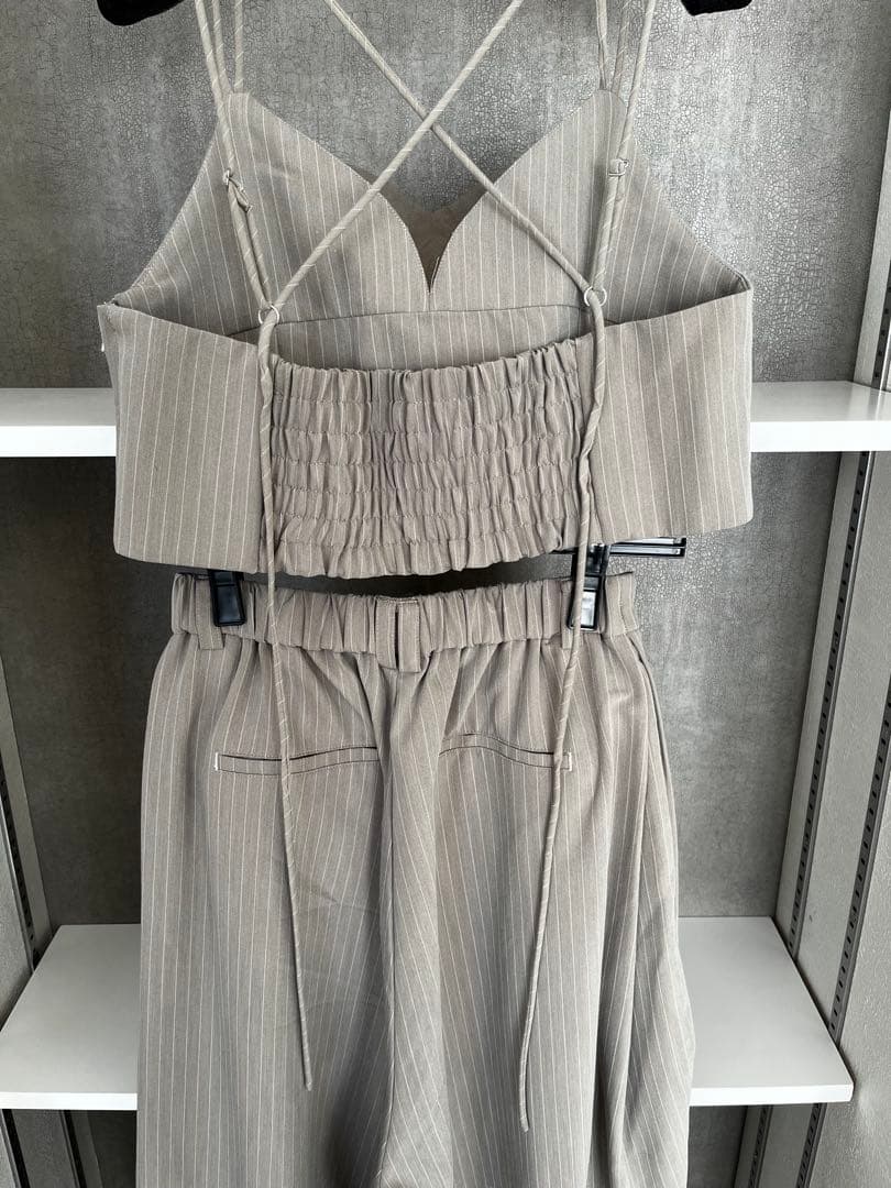 ANDRESD ピンストライプビスチェワイドパンツドレス　ベージュ　セットアップ