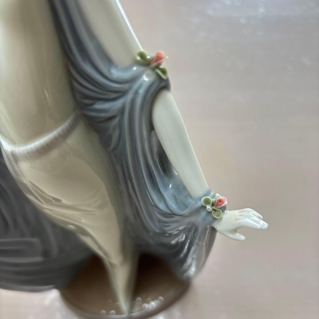 ふみふみ様専用 LLADRO リヤドロ モンテカルロの貴婦人 - メルカリ