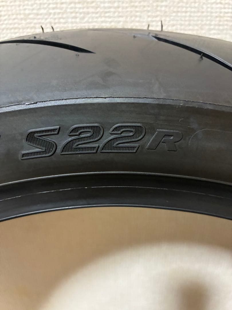 ☆ブリヂストンS22R 160/60/17☆