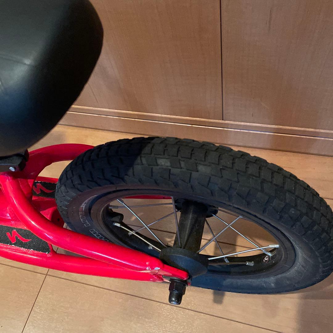 Specialized 12インチ レッド HOTWALK ホットウォーク