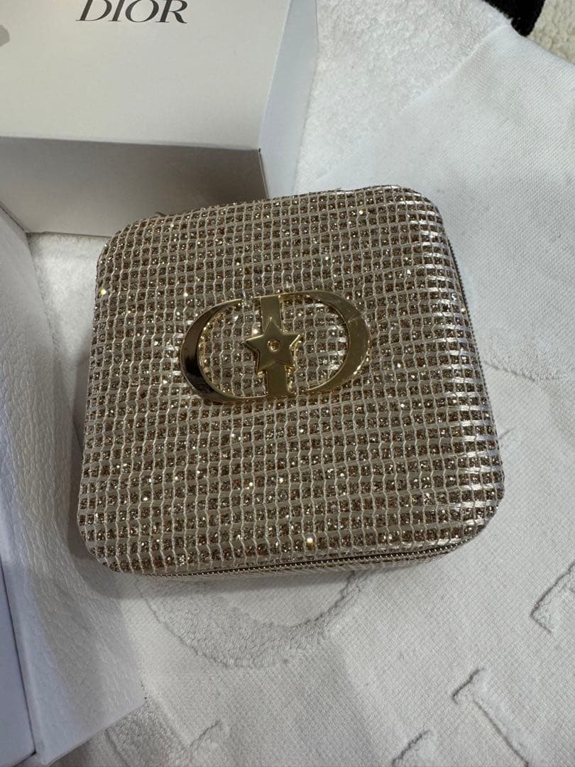 2025 Dior ノベルティー　ヘアミスト&ヘアブラシ　ジュエリーボックス