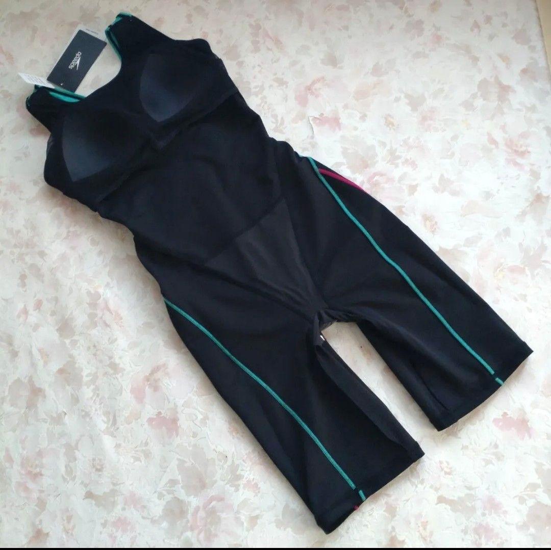 O 新品 speedo 練習水着 UltraStrech パッド付 撥水