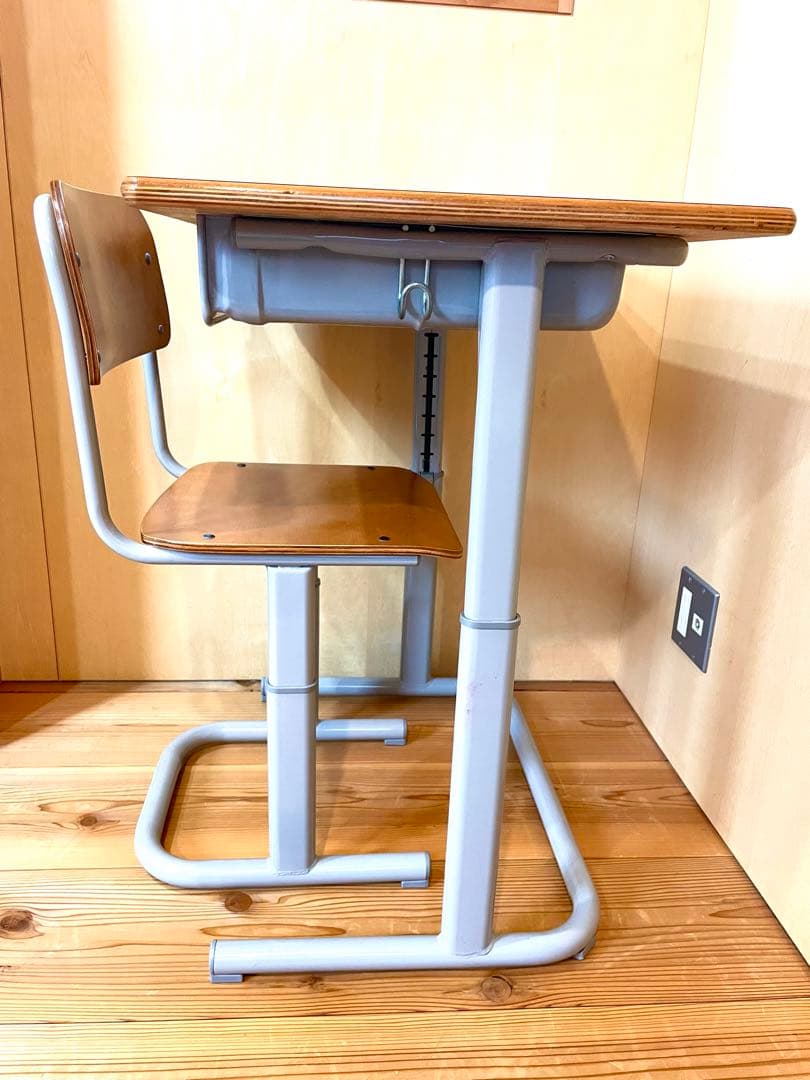 2018年製 KOKUYO 学習机・椅子セット